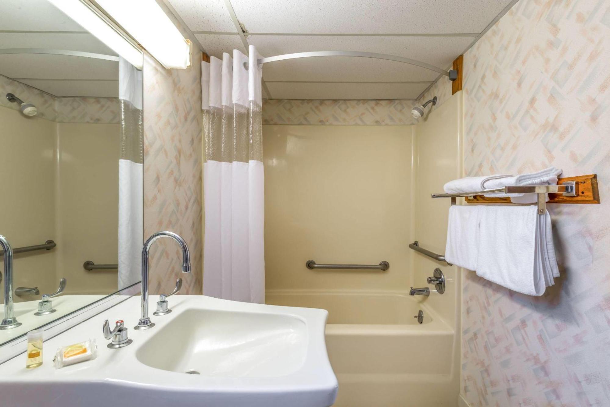 Days Inn By Wyndham Vineland Ngoại thất bức ảnh